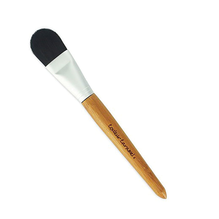 Couleur Caramel Brush Foundation No: 4